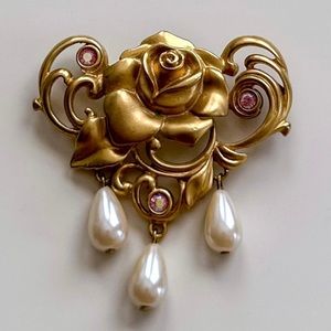 90s Avon Rose and Tear Drop Pearls Brooch
